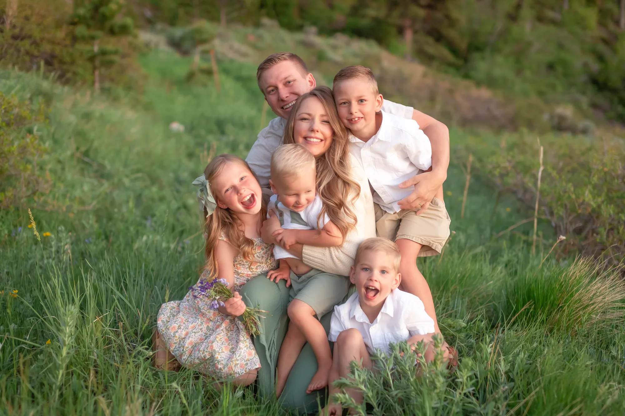 Mountain family portrait session by Houston Hanna Photography in Casper Wyoming