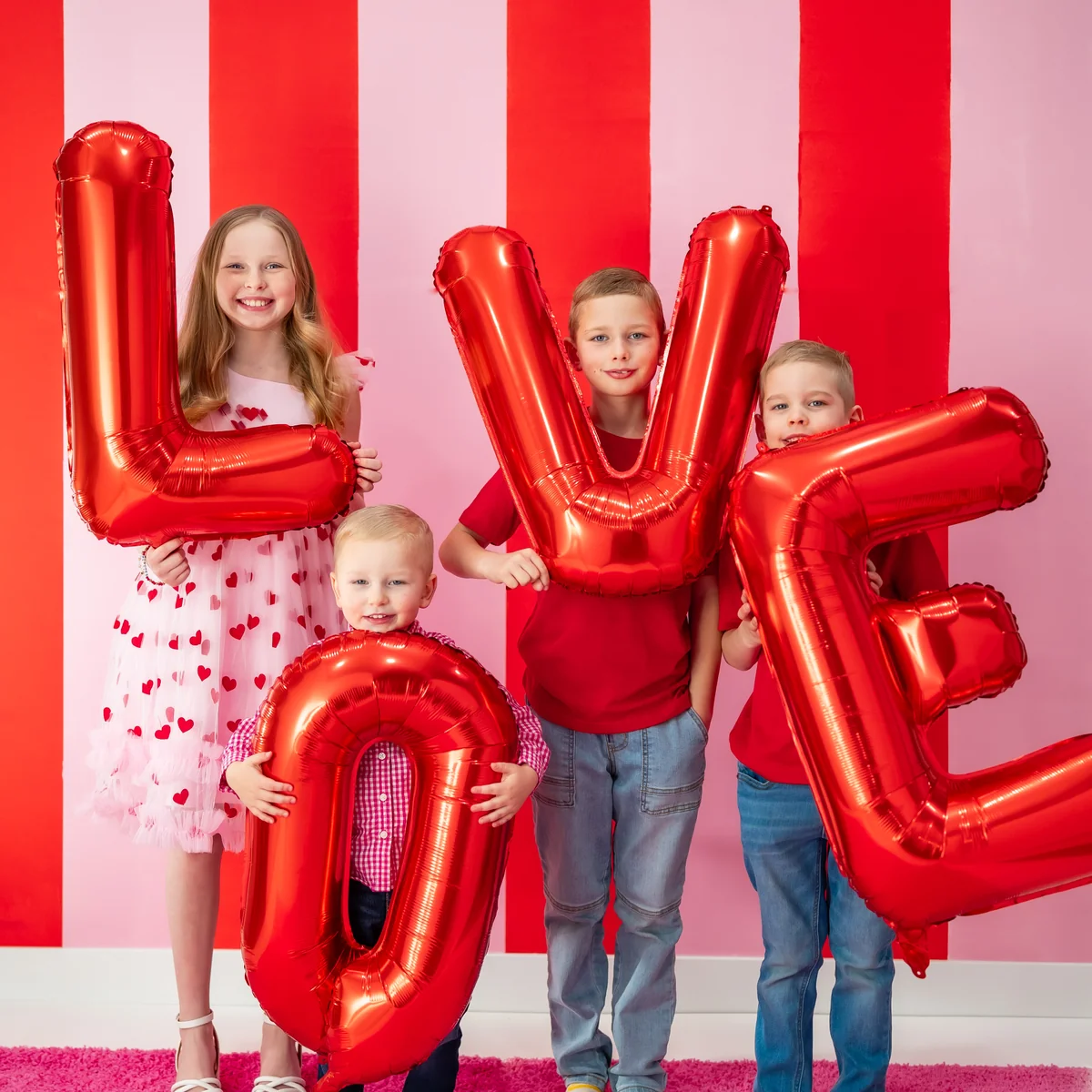Valentine's Day mini session - kids with LOVE balloons